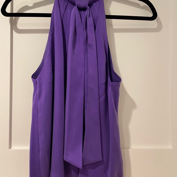 Alice and Olivia Leia tie-neck sleeveless silk top - Picture 4 of 5